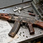 Les vraies raisons industrielles et tactiques de la fin du célèbre fusil français.