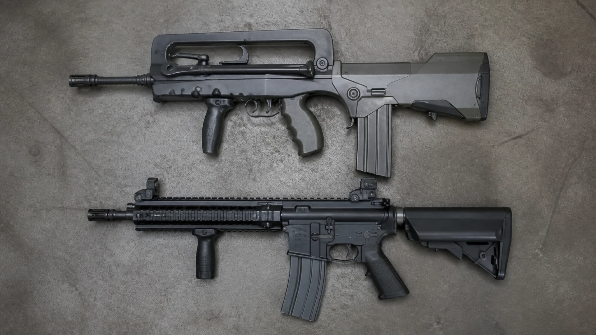 Quelle est la différence entre le FAMAS et le HK416 ?